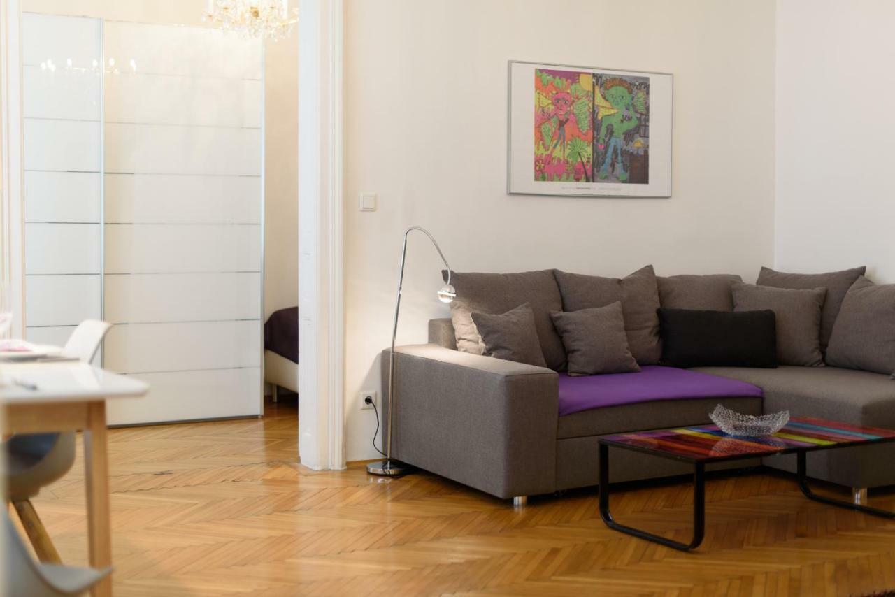 Apartment City Apartment *